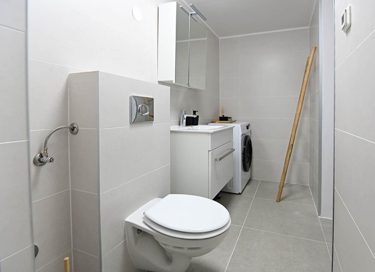 Apartment D & Studio L Dobrinj Kültér fotó