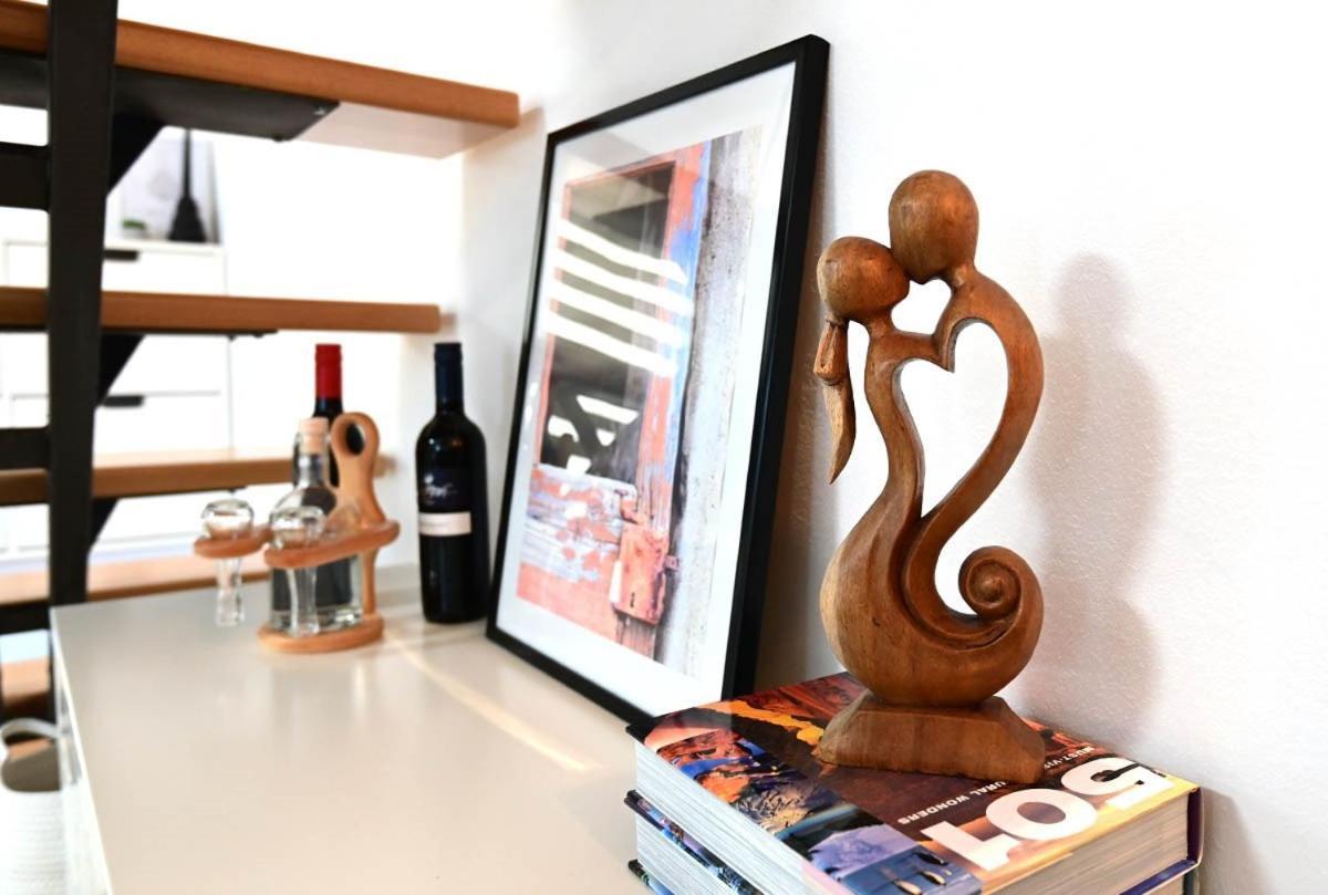 Apartment D & Studio L Dobrinj Kültér fotó
